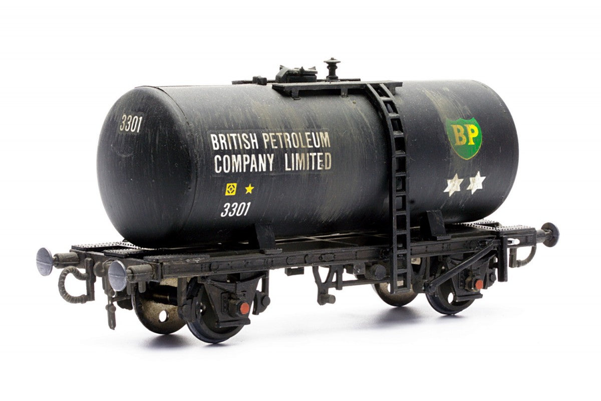 Dapol C034 20ton Class B Tanker Kit-BP OO Gauge - themodellerstoolbox.com